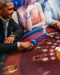 Studio live-dealer tores4d dengan kamera profesional dan dealer manusia yang siap melayani pemain.